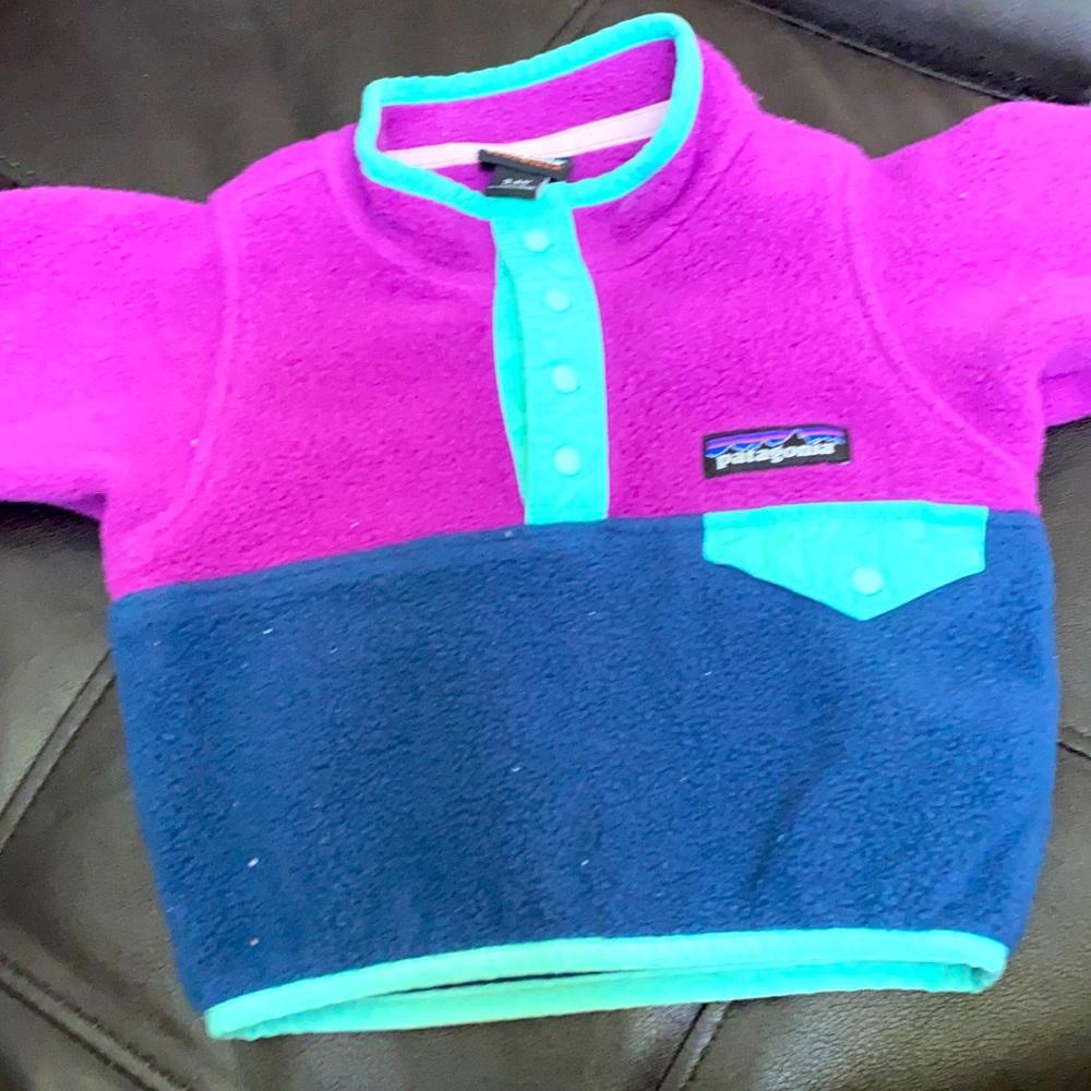 Baby girl Patagonia pull over 3-6 month